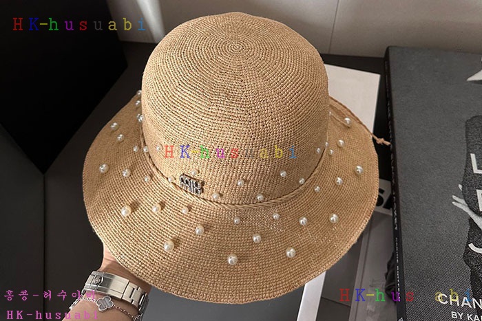 NEW 미우미우 모자 신상 M 140500
