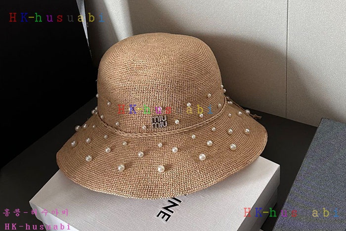 NEW 미우미우 모자 신상 M 140500