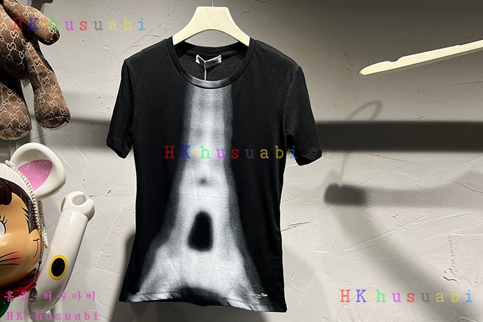 NEW 디올 반팔티 신상 DR 968005