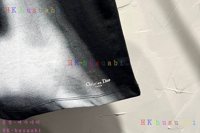 NEW 디올 반팔티 신상 DR 968005