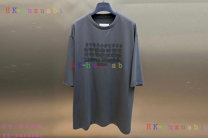 NEW 메종 마르지엘라 반팔티 신상 M 958231