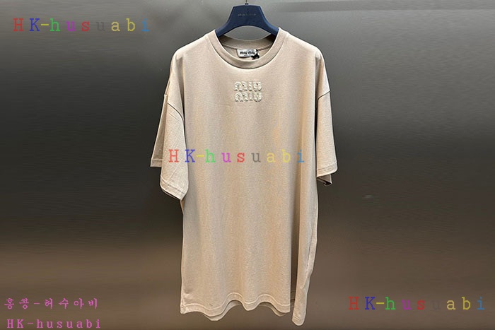 NEW 미우미우 반팔티 신상 MU 669050
