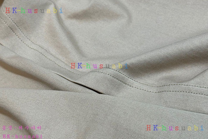 NEW 미우미우 반팔티 신상 MU 669050
