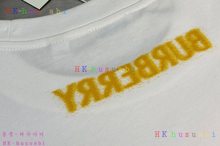 NEW 버버리 반팔티 신상  B 674407