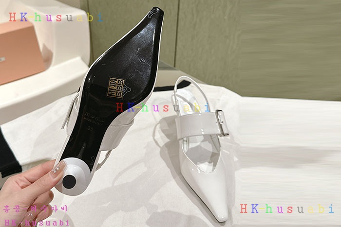 NEW 미우미우 신발 신상 MU 8955240