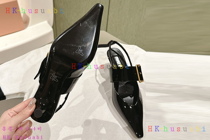 NEW 미우미우 신발 신상 MU 8955244