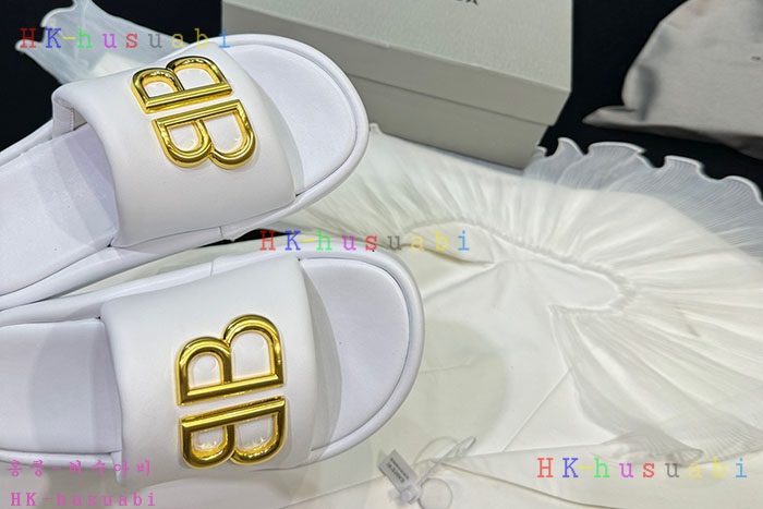 NEW 발렌시아가 신발 신상 B 5968010