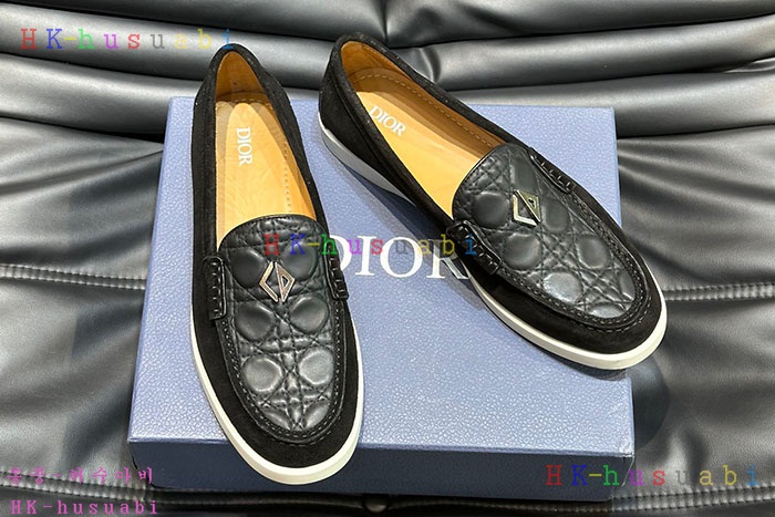 NEW 디올 신발 신상 DR 599501