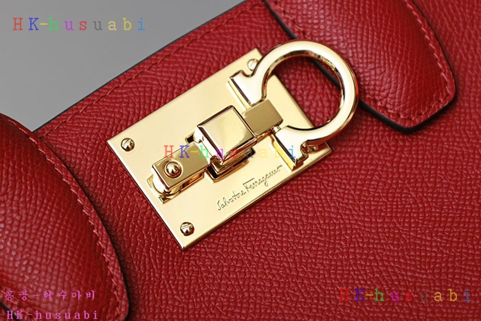 ★미러급★페라가모 스튜디오 박스백 211425-2