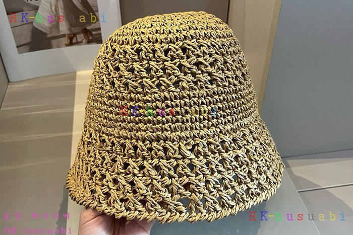 NEW 미우미우  모자 신상 M 335049