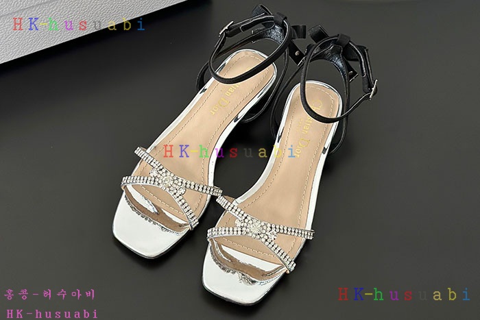 NEW 디올 샌들 신상 DR 8150406