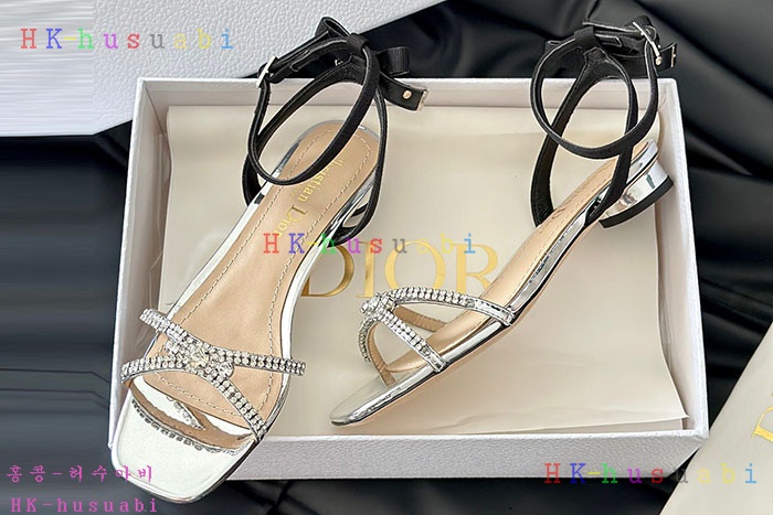NEW 디올 샌들 신상 DR 8150406