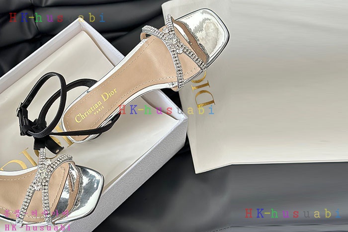 NEW 디올 샌들 신상 DR 8150406