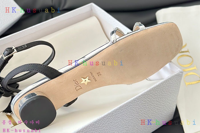 NEW 디올 샌들 신상 DR 8150406