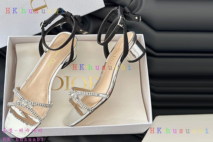 NEW 디올 샌들 신상 DR 8150407