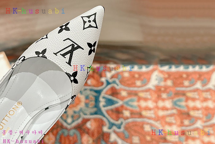 NEW 루이비통 신발 신상 LV 4470502