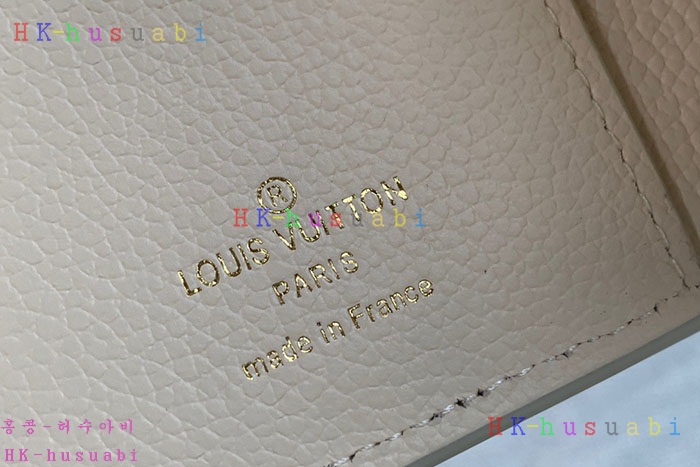 ★미러급★루이비통 지갑 클레아 월릿 M83481