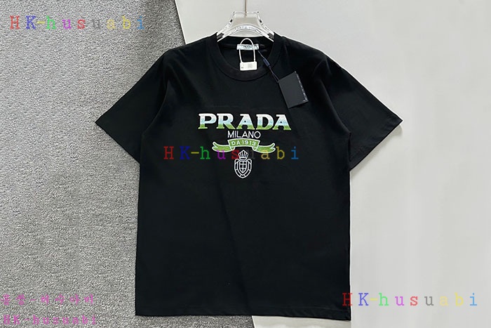 NEW 프라다 반팔티 신상 P 611411
