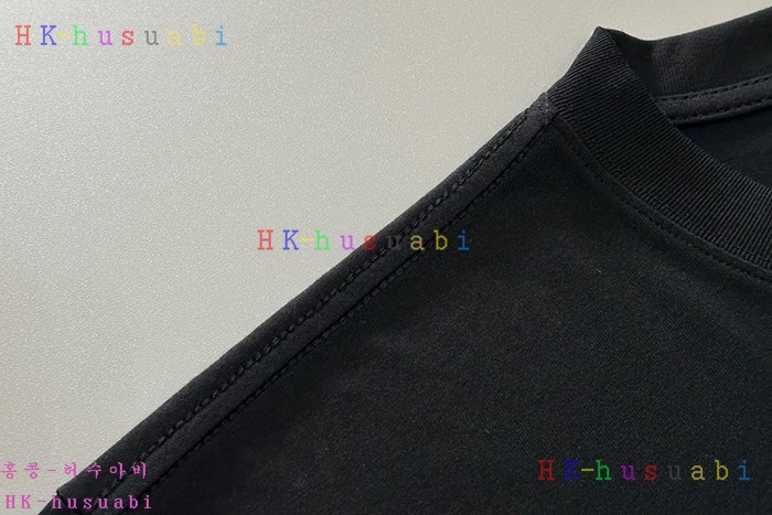 NEW 프라다 반팔티 신상 P 611411