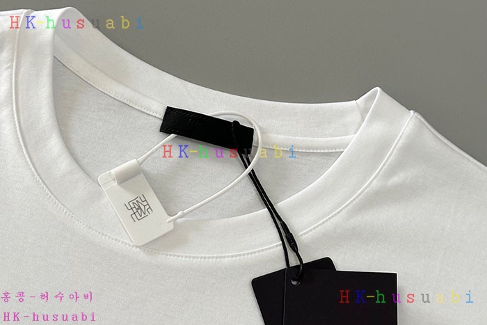 NEW 프라다 반팔티 신상 P 611414