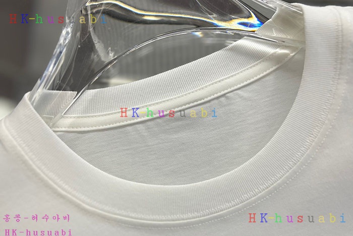 NEW 에르메스 반팔티 신상 H 2704001