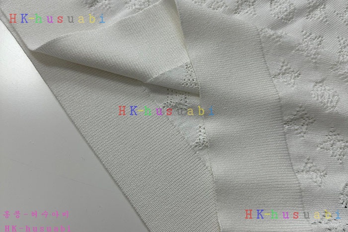 NEW 루이비통 반팔티 신상 LV 857302