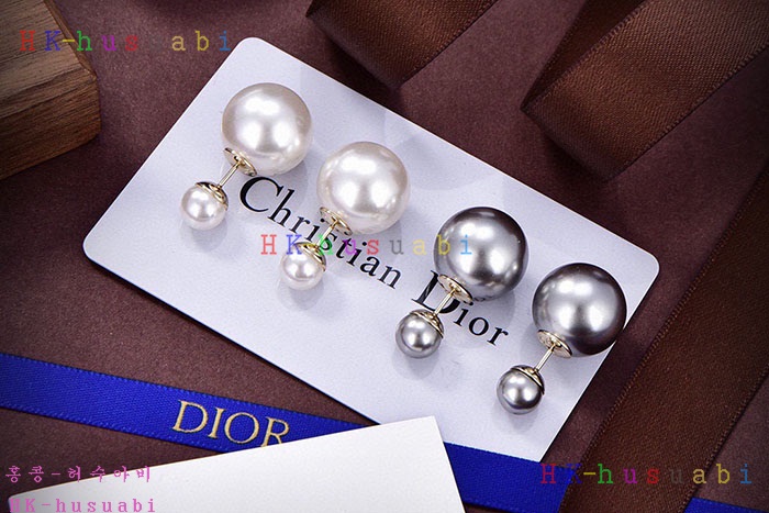 NEW 디올 귀걸이 신상 DR 6855242