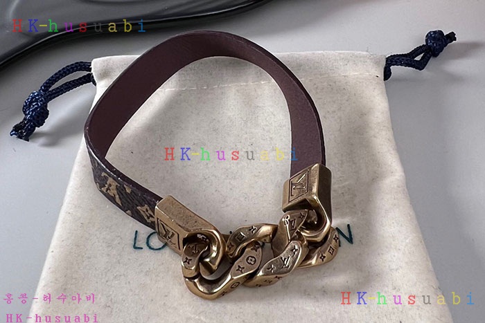 NEW 루이비통 팔찌 신상 LV 955815