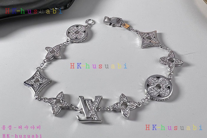 NEW 루이비통 팔찌 신상 LV 955817