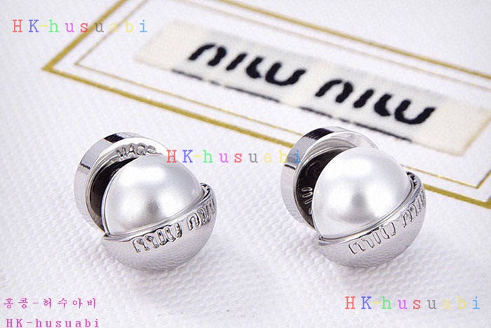NEW 미우미우 귀걸이 신상 MU 258802