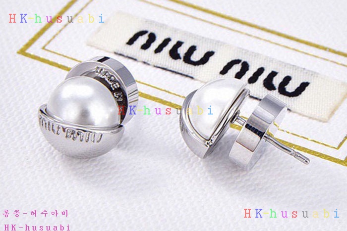 NEW 미우미우 귀걸이 신상 MU 258802