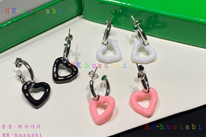 NEW 보테가베네타 귀걸이 신상  BV 958003