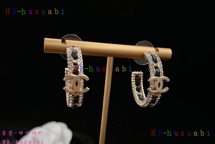 NEW 샤넬 귀걸이 신상 C 288540