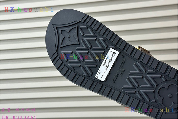 NEW 루이비통 샌들 신상 LV 583307