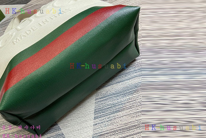 ★미러급★구찌 엠보스 디테일 캔버스 토트백 782741