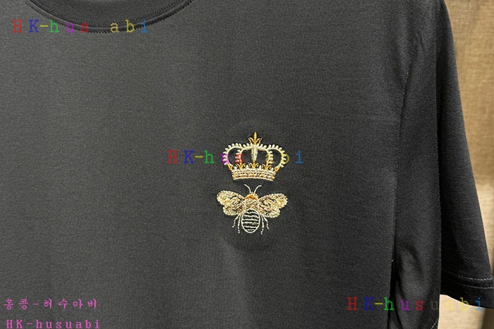 NEW 돌체앤가바나 반팔티 신상 DG 857004
