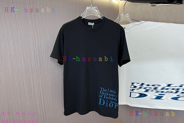 NEW 디올 반팔티 신상 DR 558018