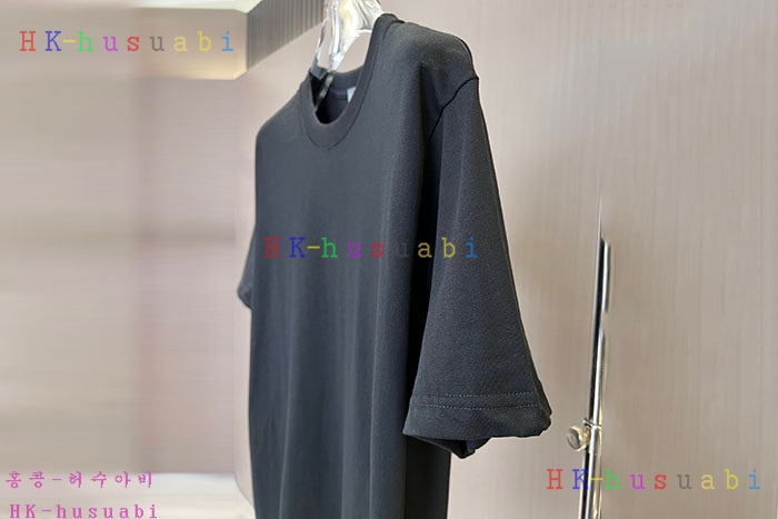 NEW 디올 반팔티 신상 DR 558018