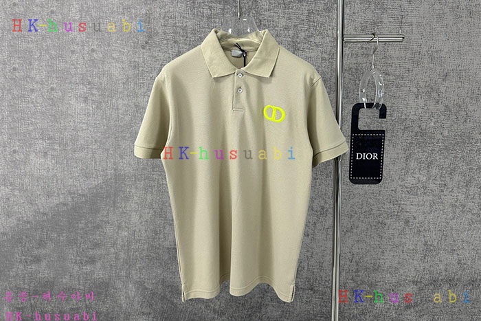 NEW 디올 반팔티 신상 DR 558028