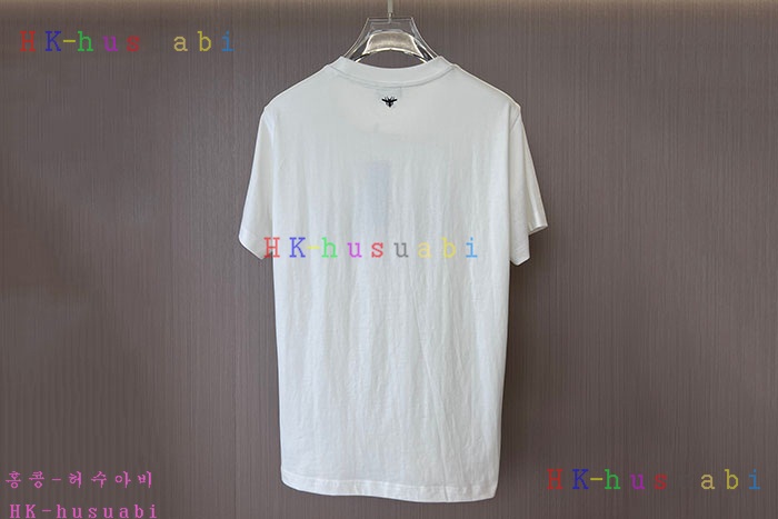 NEW 디올 반팔티신상 DR 558034