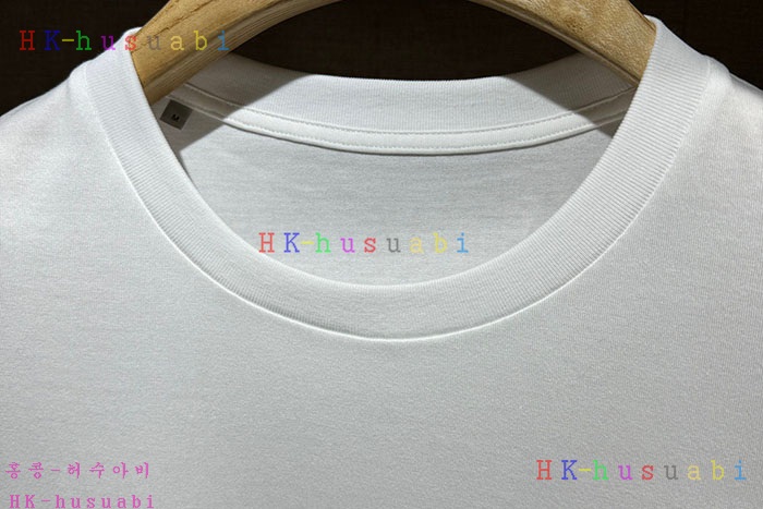 NEW 디올 반팔티 신상 DR 558039