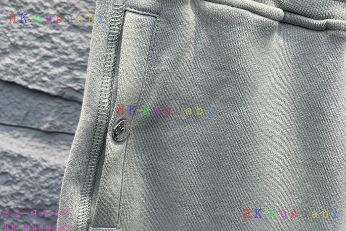 NEW 스톤 아일랜드 반바지 신상 ST 944808