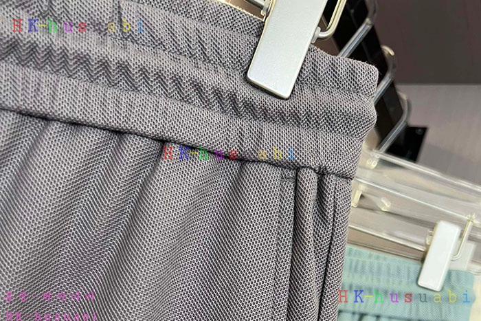 NEW 톰브라운 반바지 신상 TB  5570003
