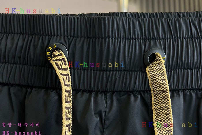NEW 펜디 반바지 신상 F 622502