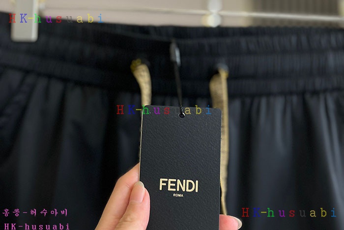 NEW 펜디 반바지 신상 F 622502