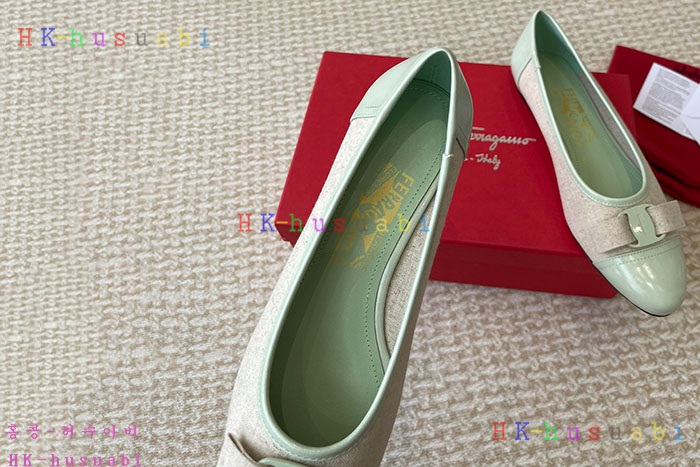 NEW 페라가모 신발 신상 F 568005