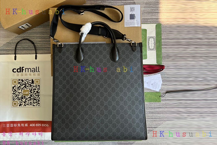 ★미러급★구찌 인터로킹 G 미디엄 토트 백 6741559