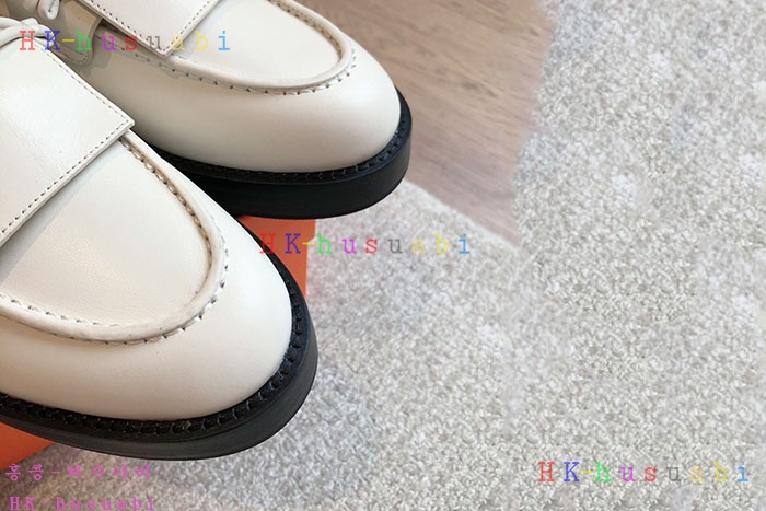 NEW 에르메스 로퍼 신상 H 522508