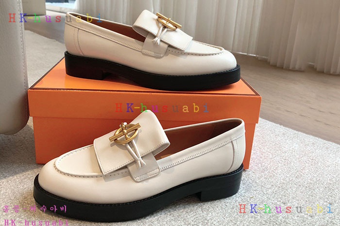 NEW 에르메스 로퍼 신상 H 522508