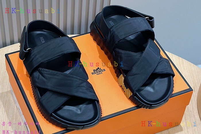 NEW 에르메스 샌들 신상 H 8857024